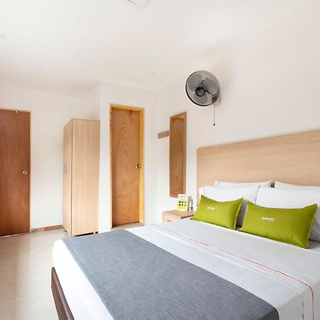 Hotel Ayenda 1238 Nuevo Colombia Medellín Esterno foto