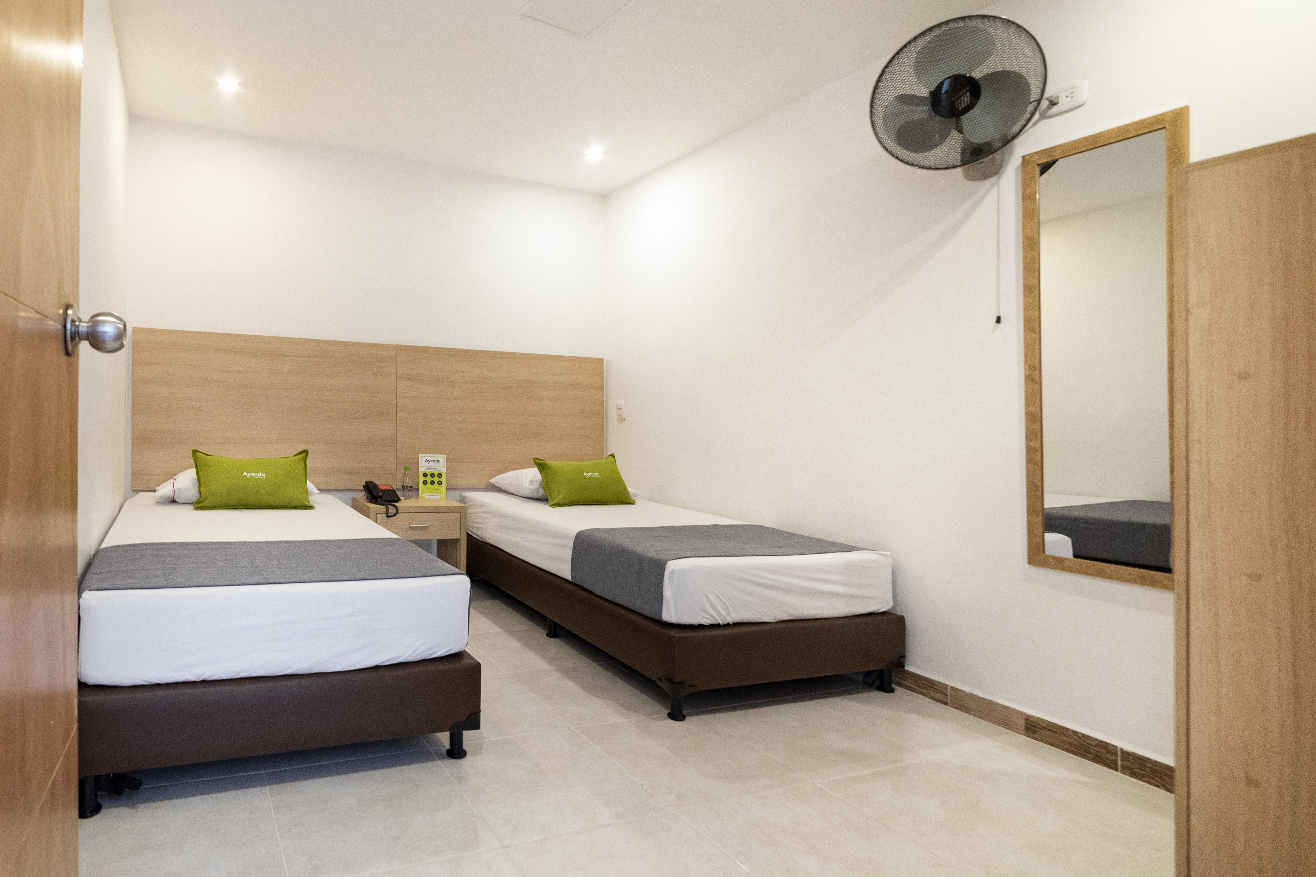 Hotel Ayenda 1238 Nuevo Colombia Medellín Esterno foto