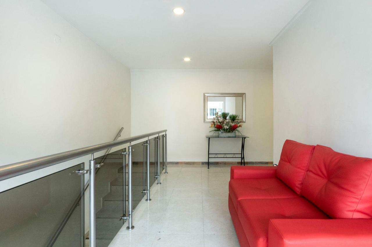 Hotel Ayenda 1238 Nuevo Colombia Medellín Esterno foto